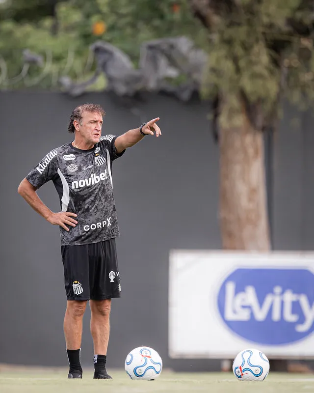 Elenco do Santos com desfalques e retornos para o jogo contra o Bahia