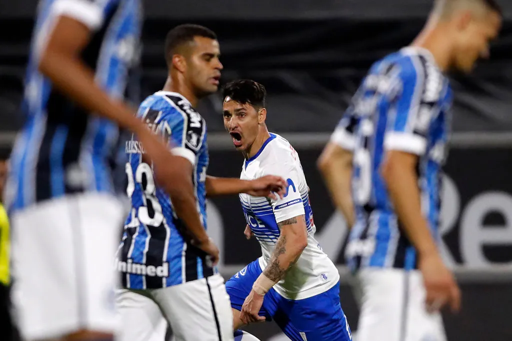 Jogadores chave da Universidad Católica: Zampedri, Mena e Medel