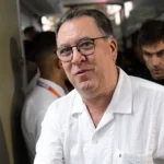 Diretores do Santos e jogadores em reunião para resolver pagamentos atrasados