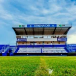 Estádio Zama Maciel URT vazio, crise futebol, Patos de Minas, pé de manga