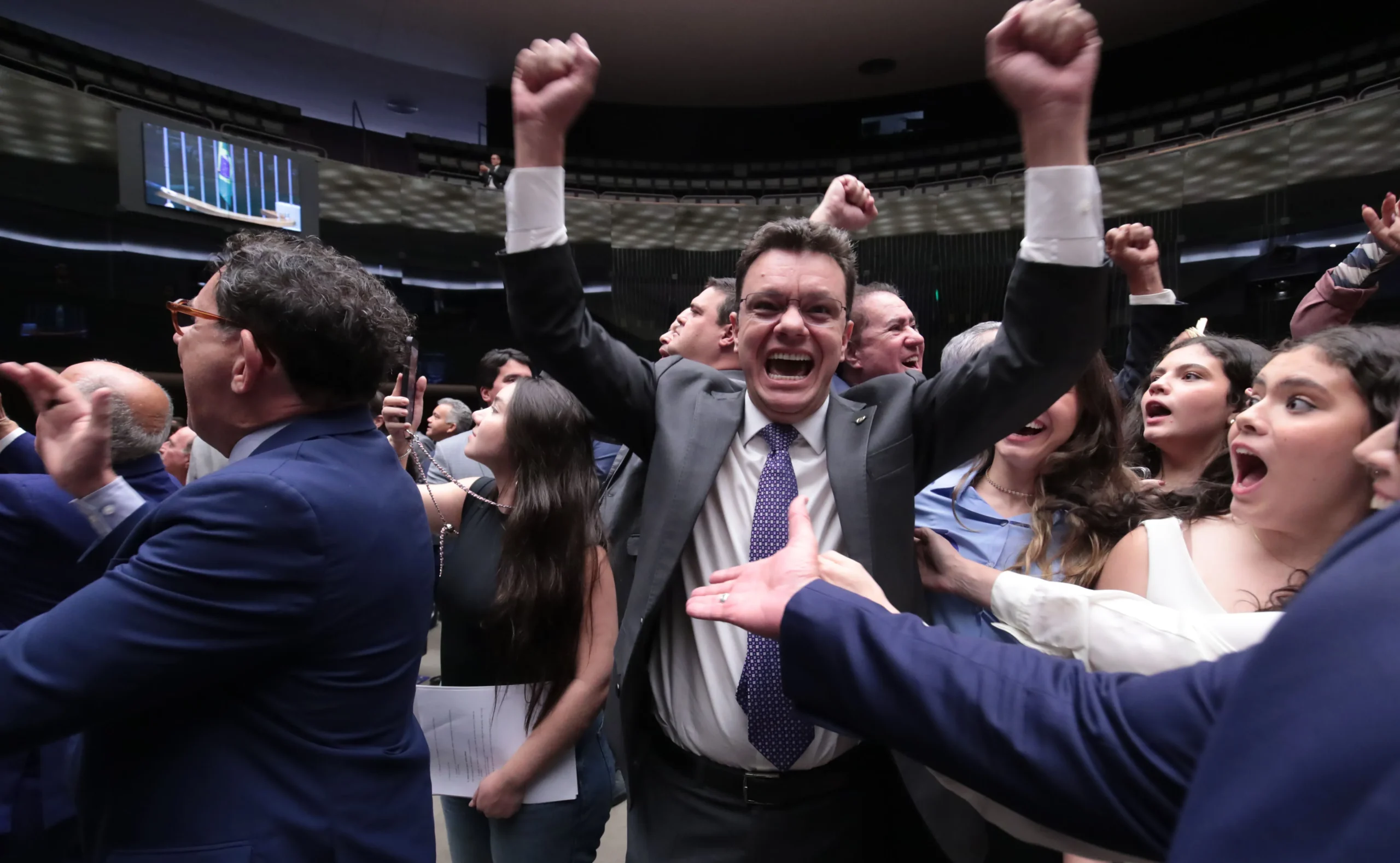 Odair Cunha em foto oficial após aprovação para o TCU