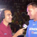 Tadeu Schmidt prestando homenagem ao irmão Oscar Schmidt