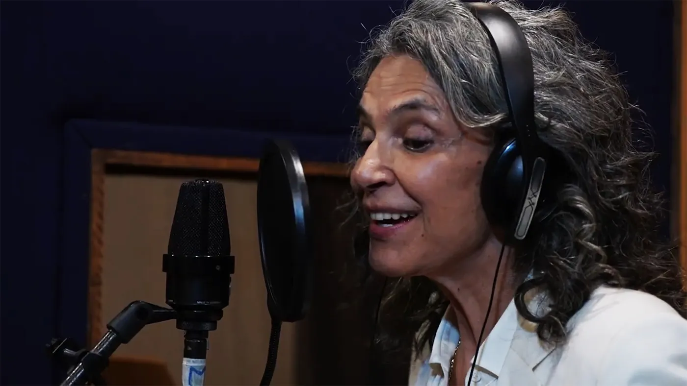 Capa do disco Henri Salvador do Brasil com Simone, Seu Jorge e Zélia Duncan.