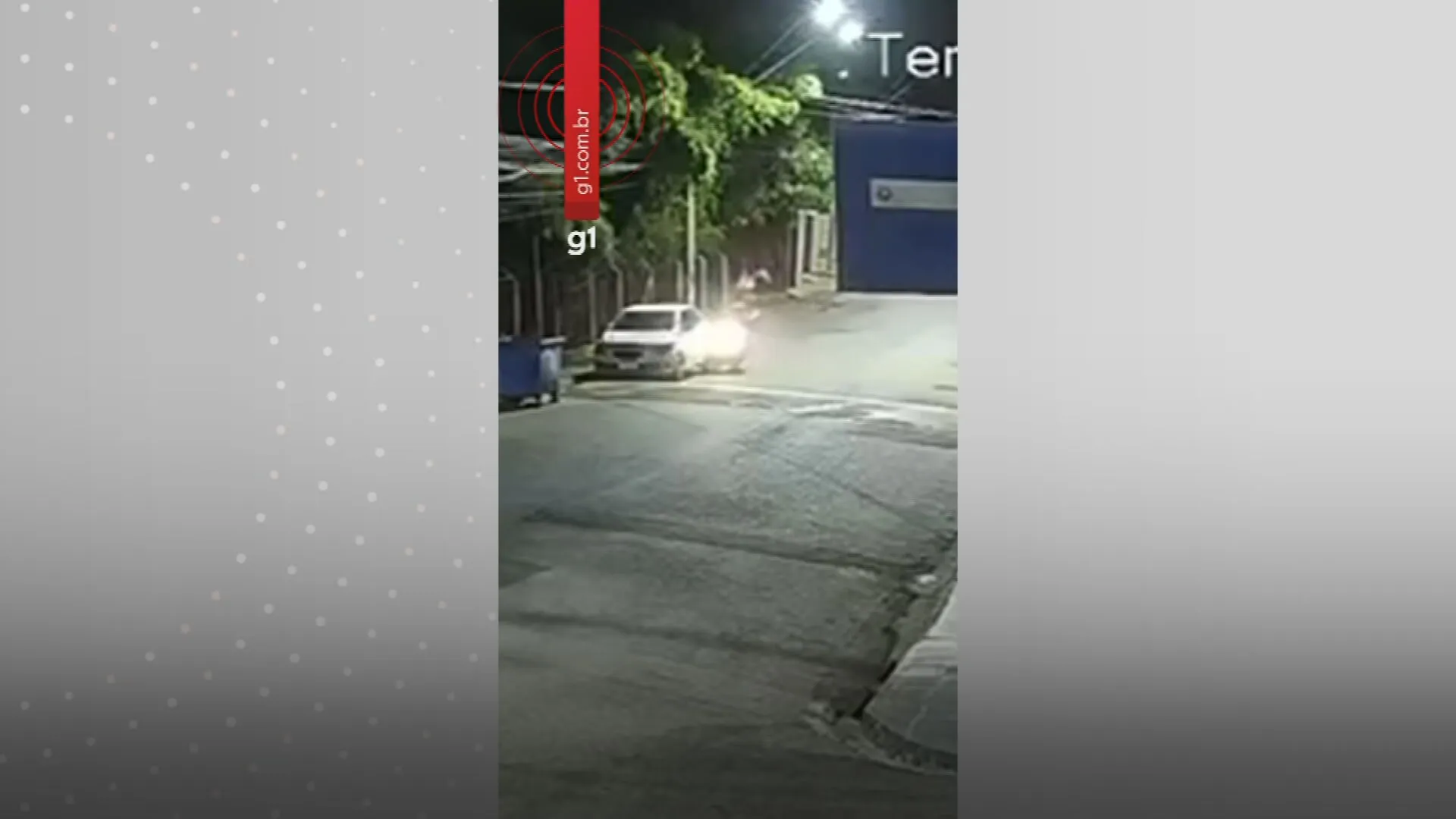 Policiais prendendo suspeito em casa rural de Boituva ao amanhecer