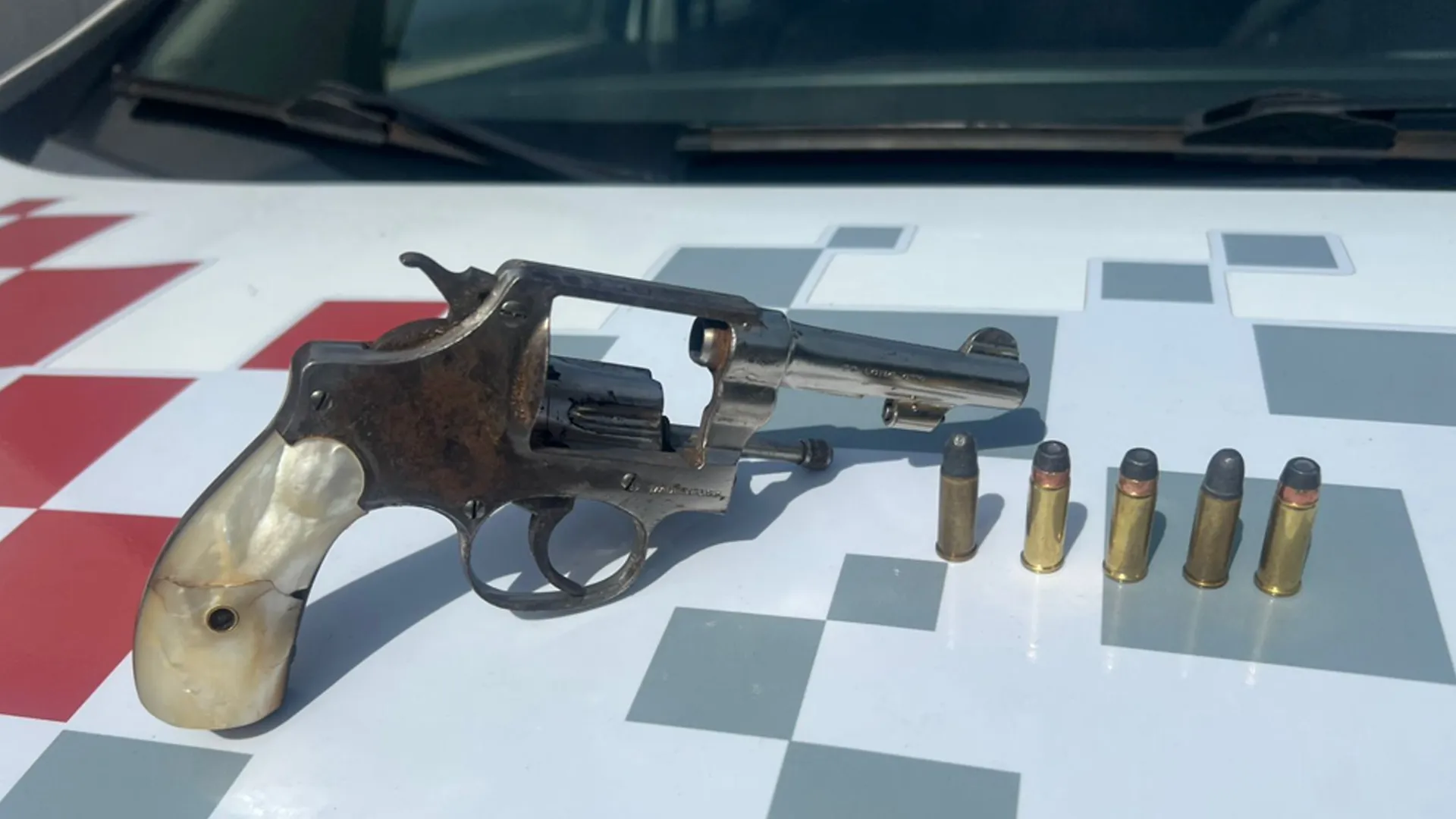 Policial em perseguição a motoqueiro armado em Andradina