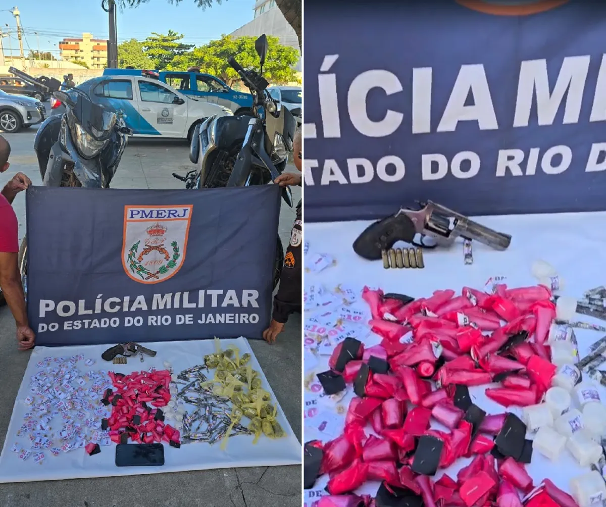 Policiais militares inspecionam material apreendido em Unamar, Cabo Frio