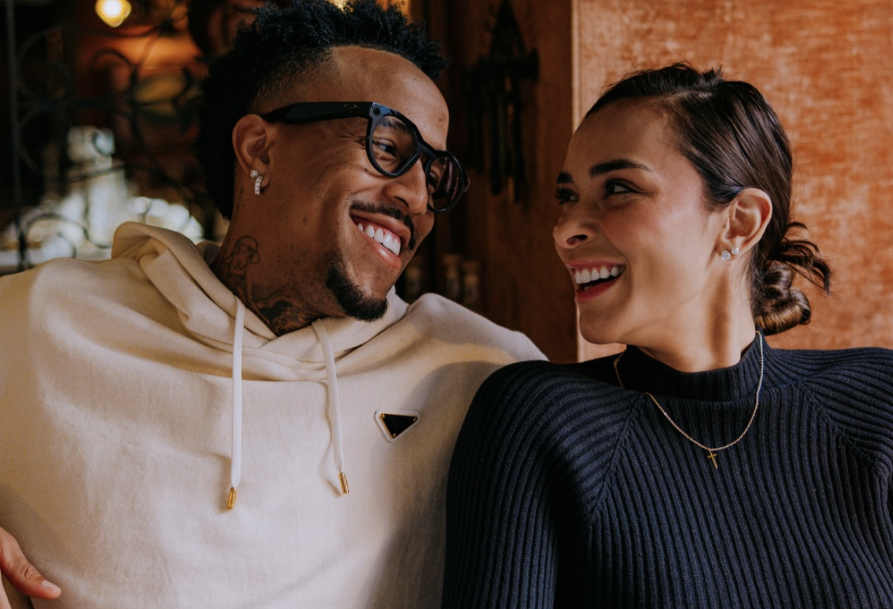 Casal Éder Militão e Tainá Castro felizes ao revelar o sexo do bebê