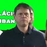 Tarcísio de Freitas e André do Prado conversando em evento público, com foco nas eleições de 2026 e a possível candidatura de André do Prado ao Senado.