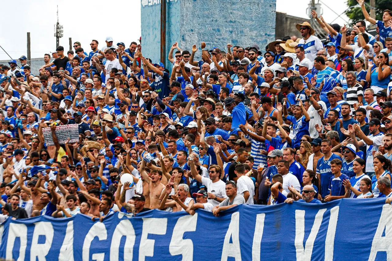Estádio Taubaté reformas, Joaquim de Morais Filho, obras clube
