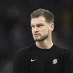 Tiago Splitter técnico Blazers playoffs NBA