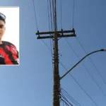 Bombeiros e paramédicos socorrendo trabalhador após eletrocussão em poste de energia elétrica em Andradas, MG.