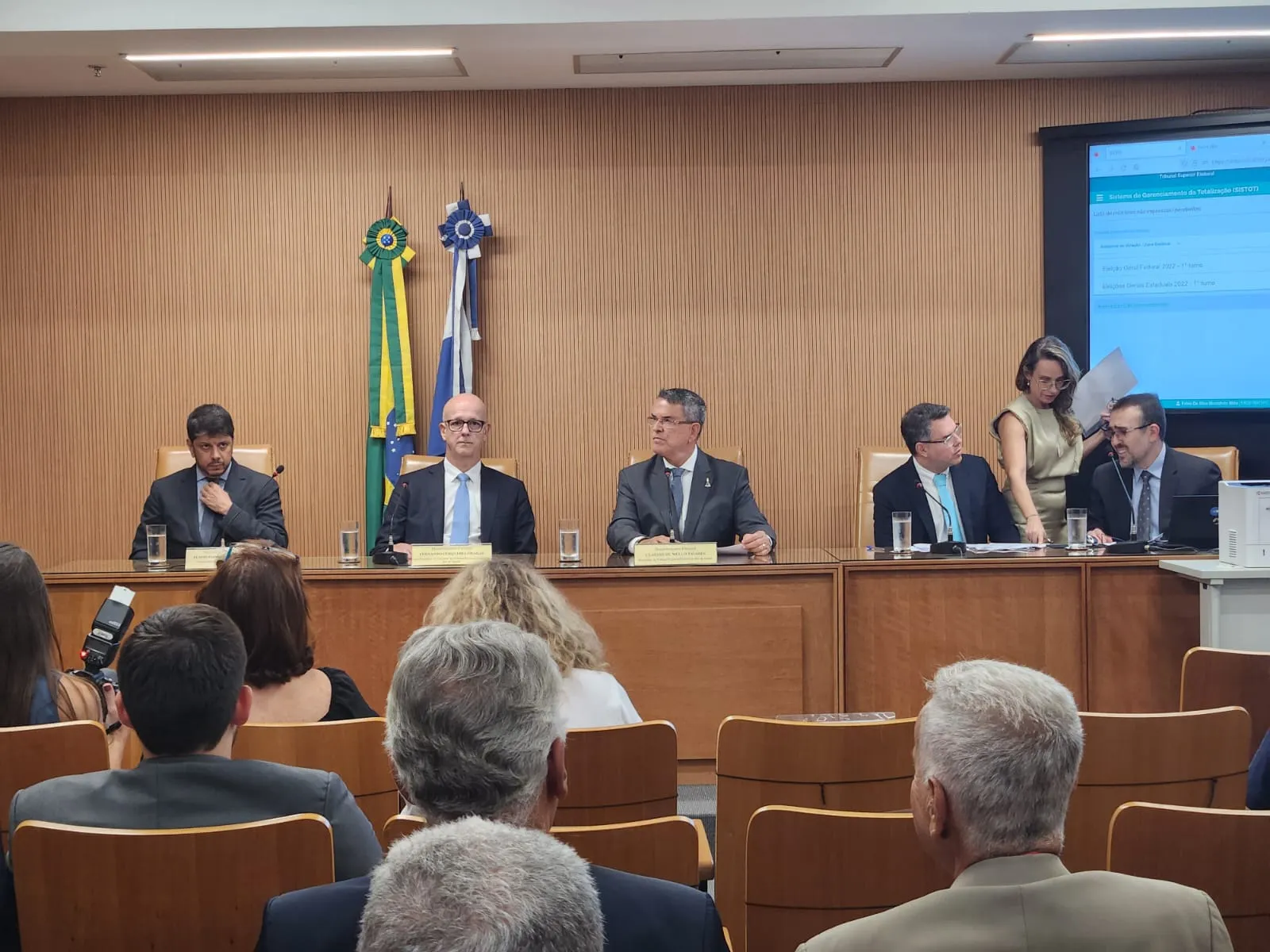 Edifício do TRE-RJ, símbolo da justiça eleitoral e da decisão de retotalização de votos que impactou a Alerj