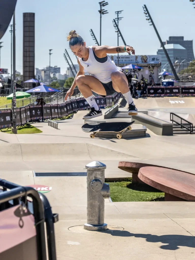 Skatistas da Baixada Santista competindo no STU National