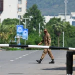 Cessar-fogo Irã, bloqueio Estreito de Ormuz, negociações EUA Irã, J.D. Vance, Shehbaz Sharif