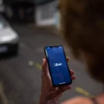 Cena de julgamento da Uber, caso de agressão sexual, tribunal federal