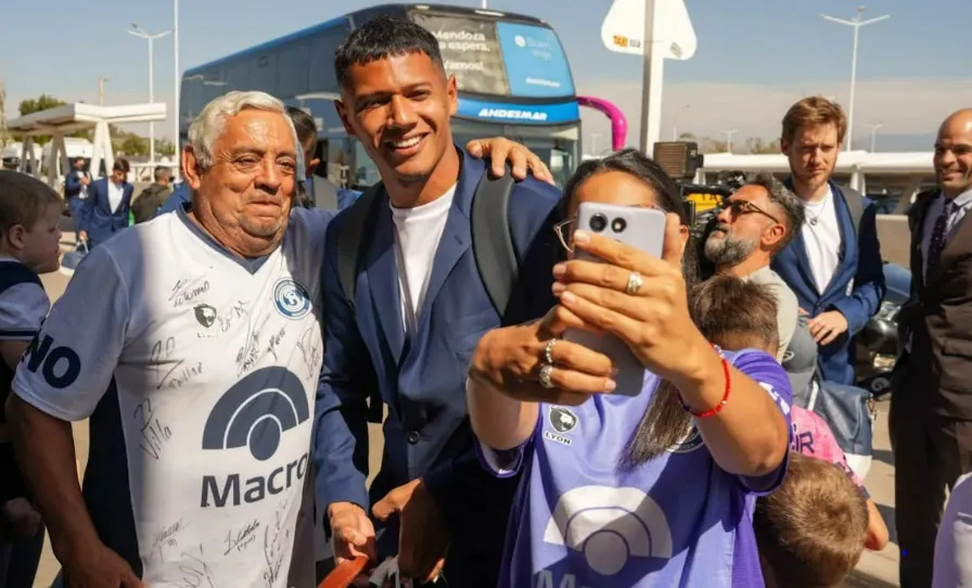 Independiente Rivadavia no Rio para jogo da Libertadores contra Fluminense