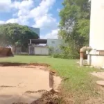 Vazamento em reservatório de água em Piracicaba com equipes de manutenção