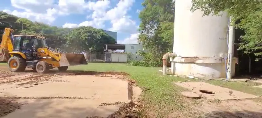 Vazamento em reservatório de água em Piracicaba com equipes de manutenção
