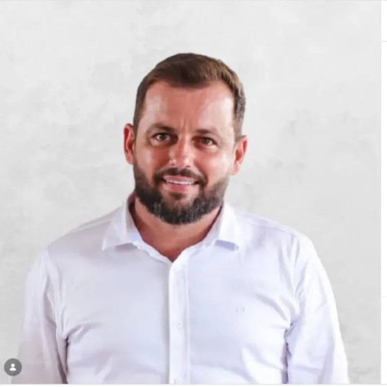 Vereador Eduardo Cezar Lobato Fonseca, de Leandro Ferreira, preso em flagrante por agredir mulher