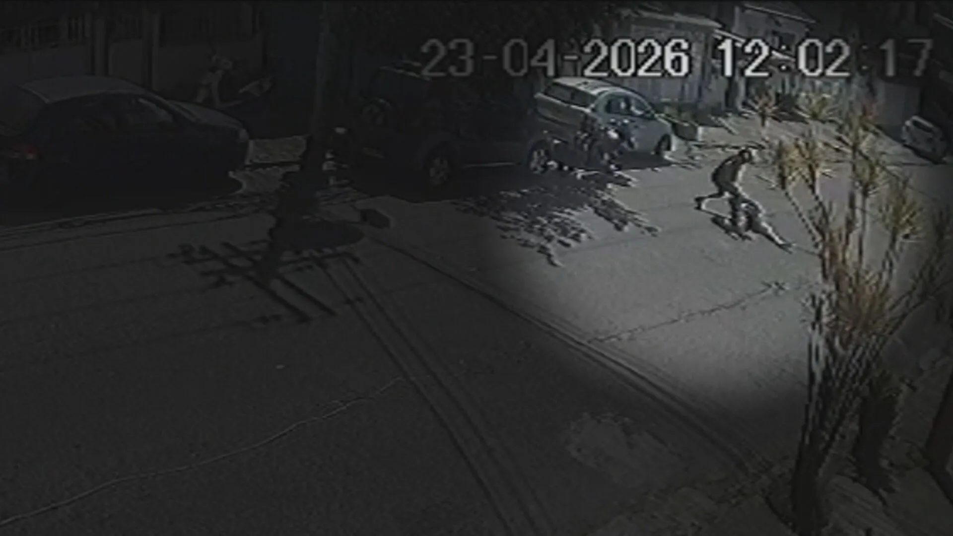 Policiais isolam área após morte de agente em Ramos, Rio de Janeiro