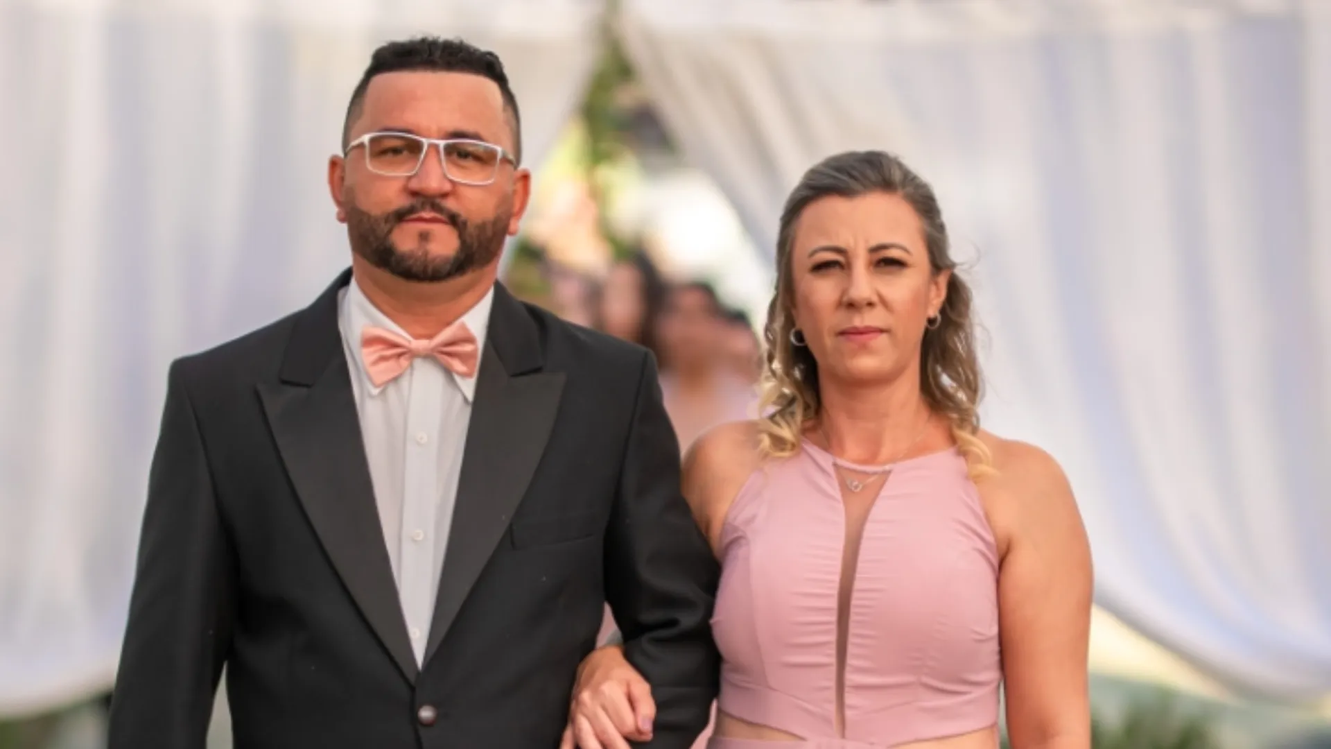 Mulher viúva, Daniela de Almeida, busca justiça por morte em briga de trânsito em Sorocaba