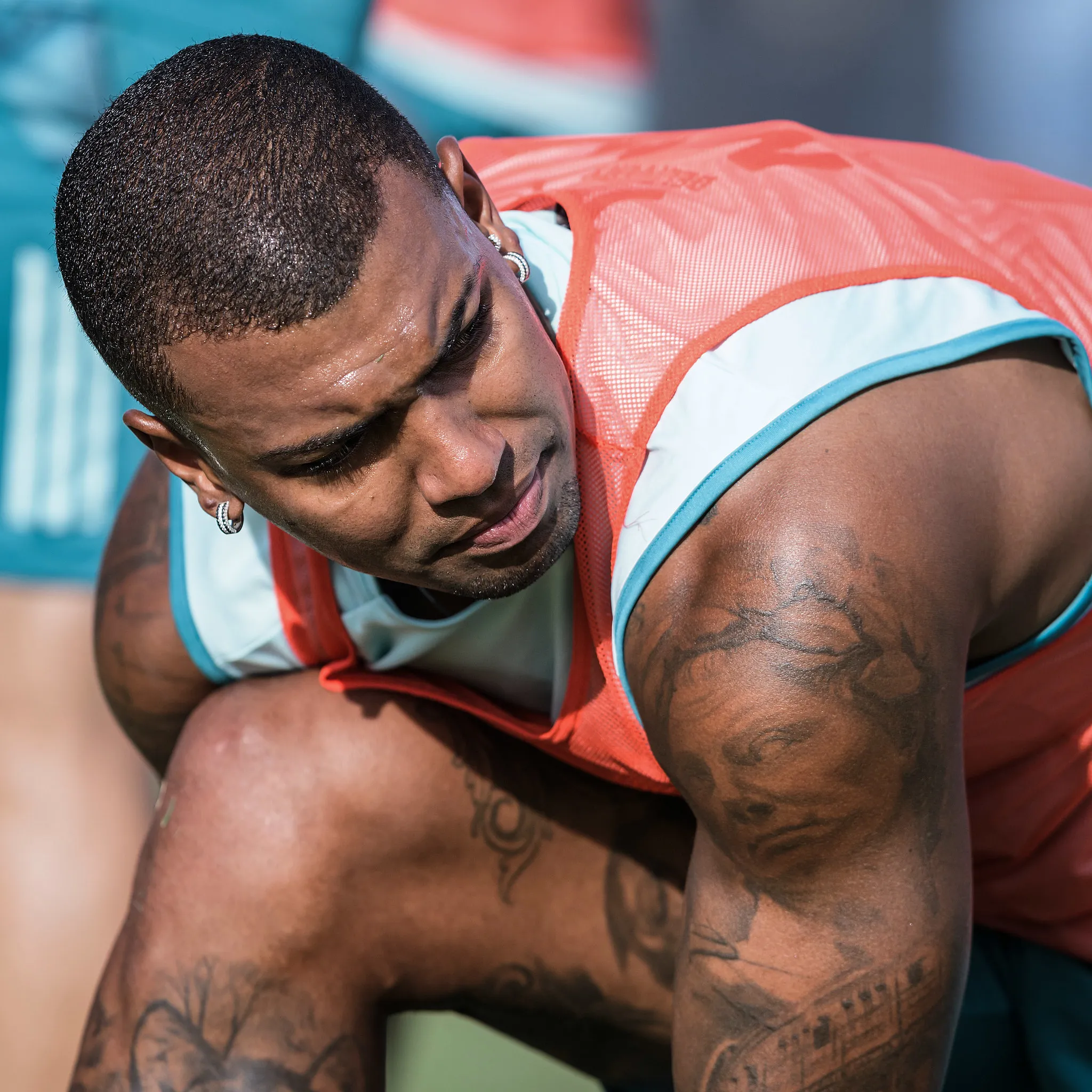 Volante Walace Cruzeiro em campo, uniforme azul