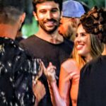 Wanessa Camargo e Bruno Bevan juntos, sorrindo, após confirmação de namoro
