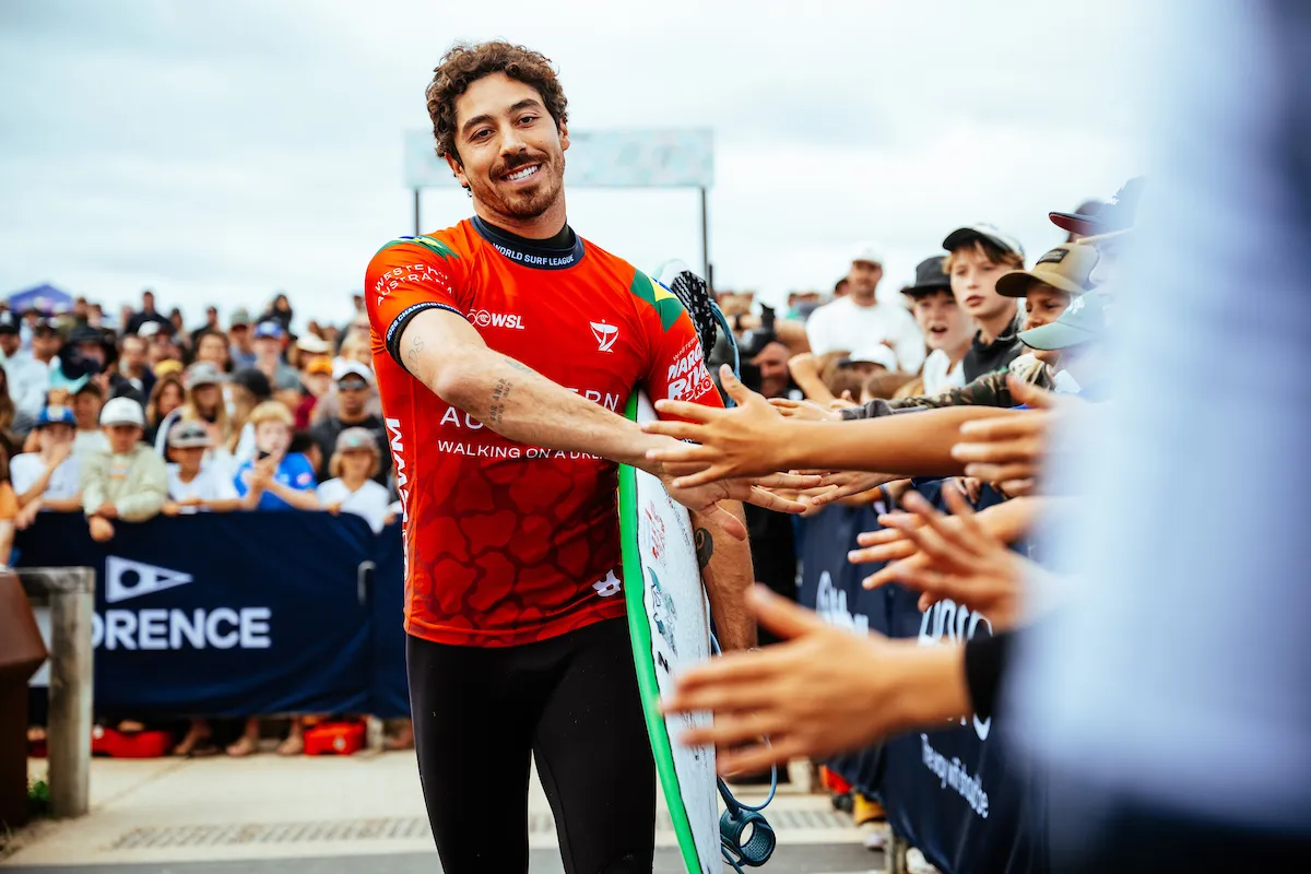 Surfista brasileiro em ação no WSL Margaret River 2026