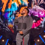 Yan, Dilsinho e Léo Santana juntos no palco do DVD