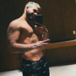 Zé Felipe pensando, reflexão sobre vida, cantor sertanejo