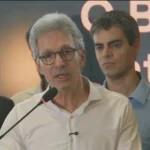 Romeu Zema em frente ao STF, criticando os ministros